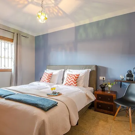 Conmigo Bed & Breakfast